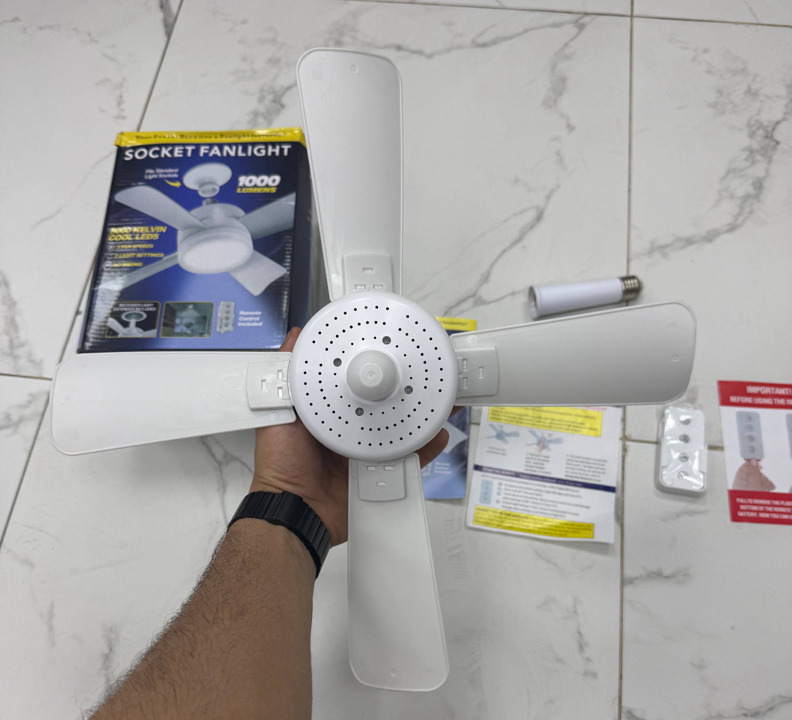 Потолочный вентилятор со встроенным светильником Socket Fanlight