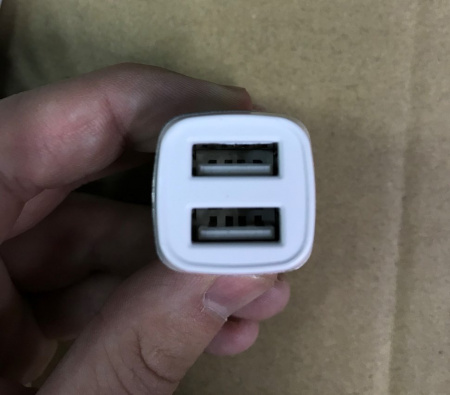 Автомобильное зарядное устройство Borofone BZ2, Lightning, белый